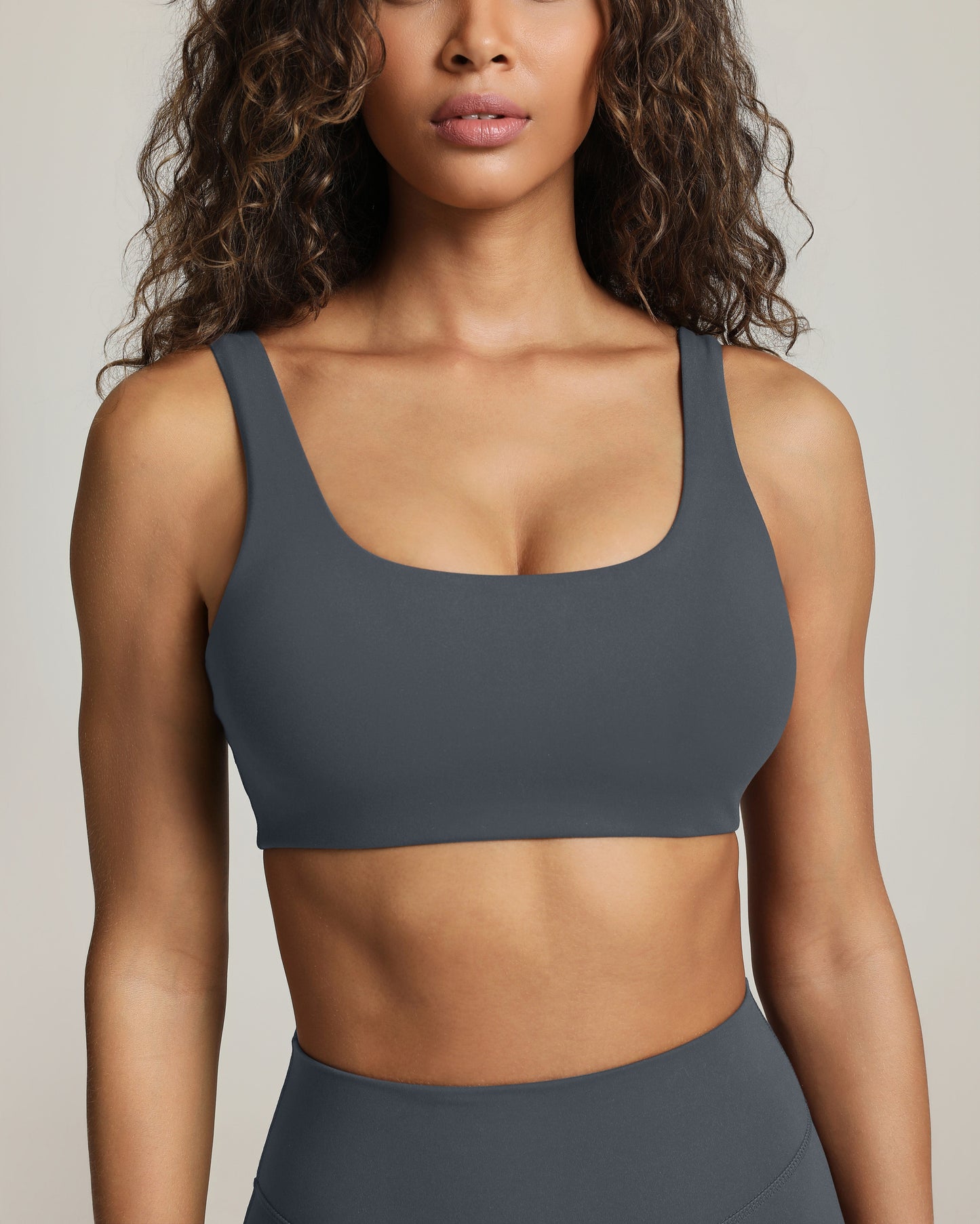 Athleisure Scoop High-Support Removable Padded Sports Bra