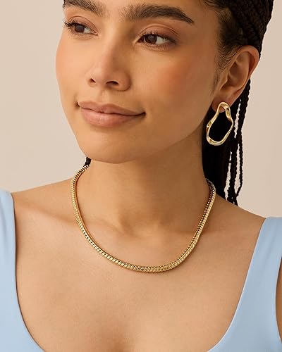 Chunky Snake Chain Necklace