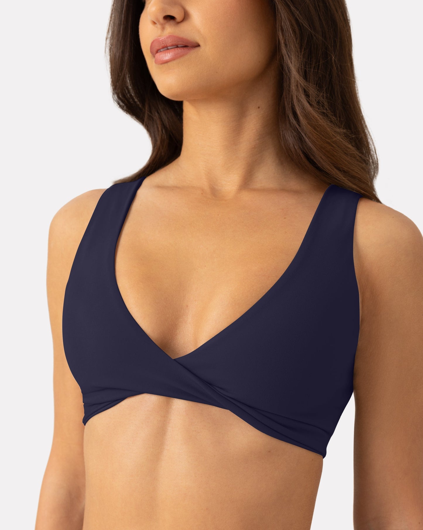 Athleisure Twist-Front Reversible Low-Impact Sports Bra