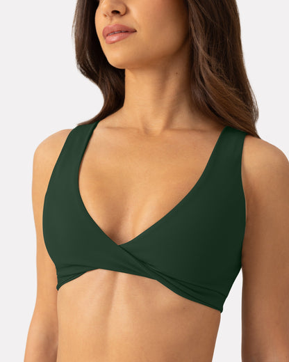 Athleisure Twist-Front Reversible Low-Impact Sports Bra