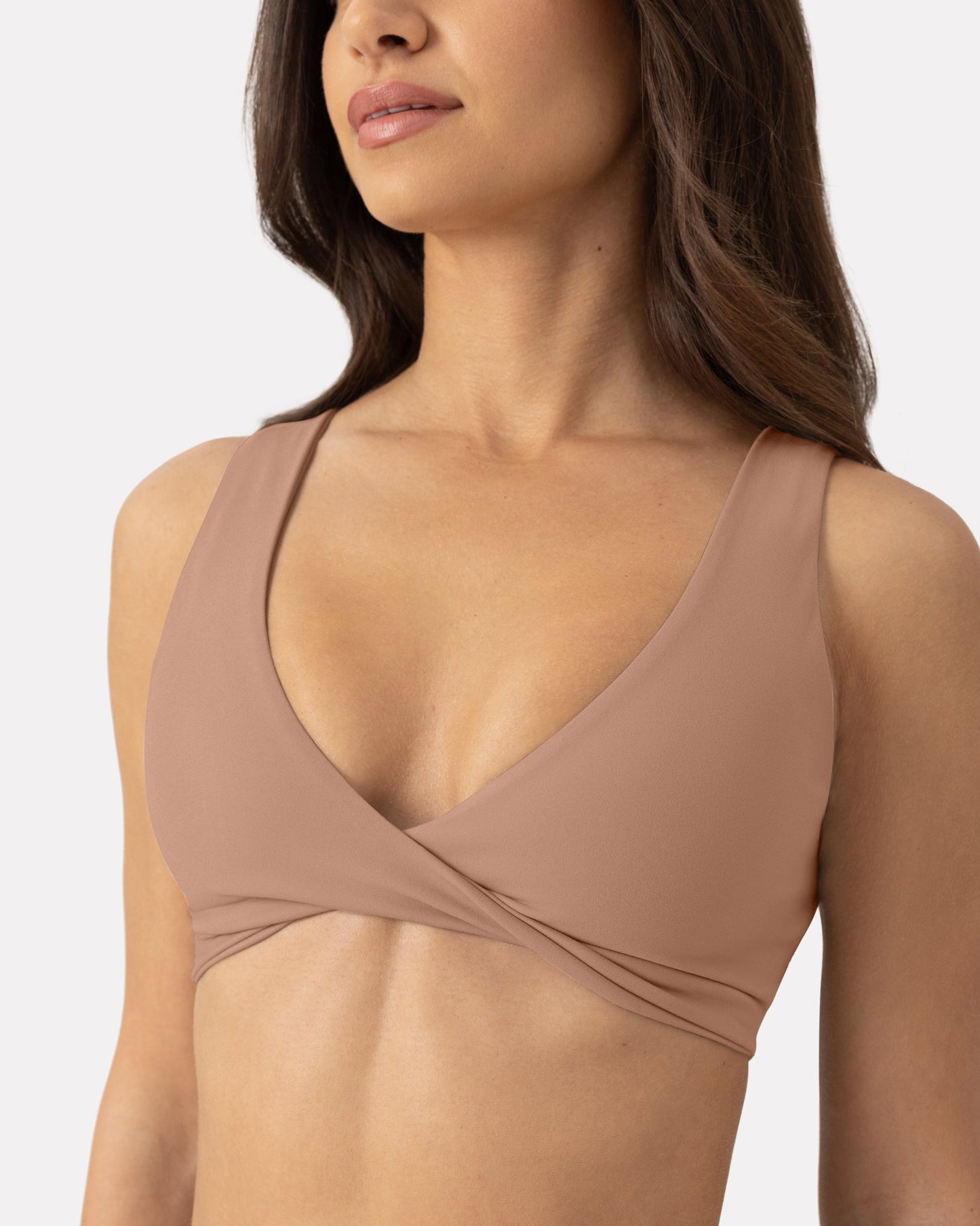 Athleisure Twist-Front Reversible Low-Impact Sports Bra