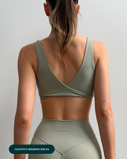 Athleisure Twist-Front Reversible Low-Impact Sports Bra