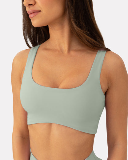 Athleisure Curved Hem Medium-Support Sports Bra